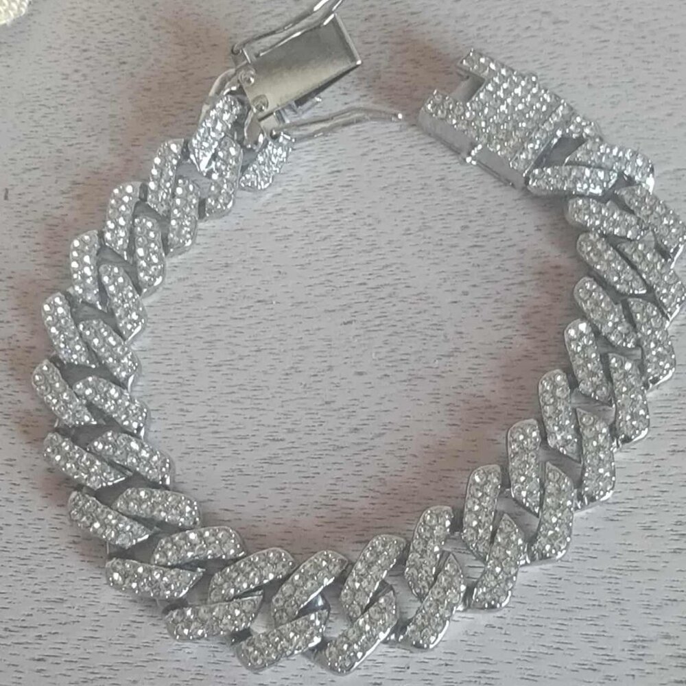 Unisex Stainless-Steel Necklace and Bracelet Set - Picture 2 of 5